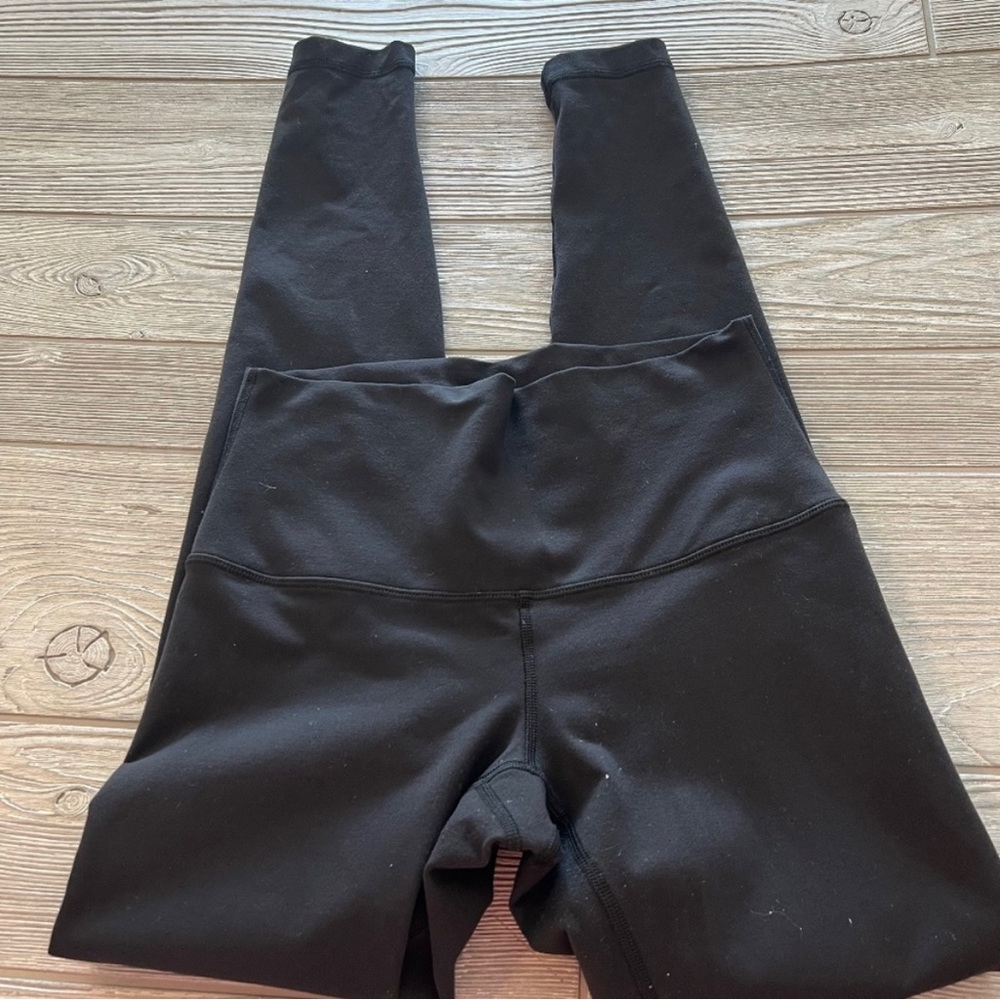 Lululemon Wunder Under High Rise Pant - Picture 4 of 7
